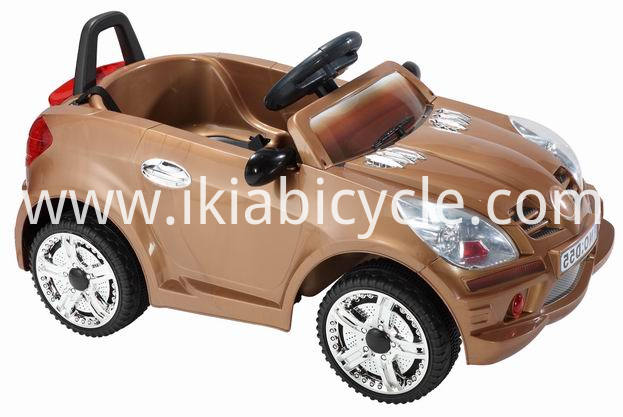 Modela nû LED LED Ronahiya Zarokan li ser otomobîlê siwar dibin